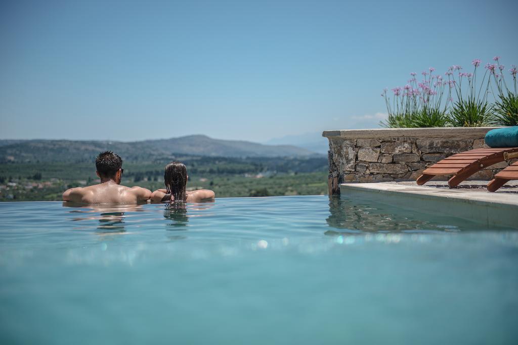 Listen To Nature In A Renovated Traditional Hilltop Villa Liodosifis With Heated Pool Paidhokhorion Pokoj fotografie